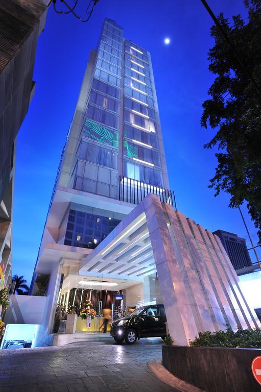 Midtown Hotel Surabaya Exterior foto