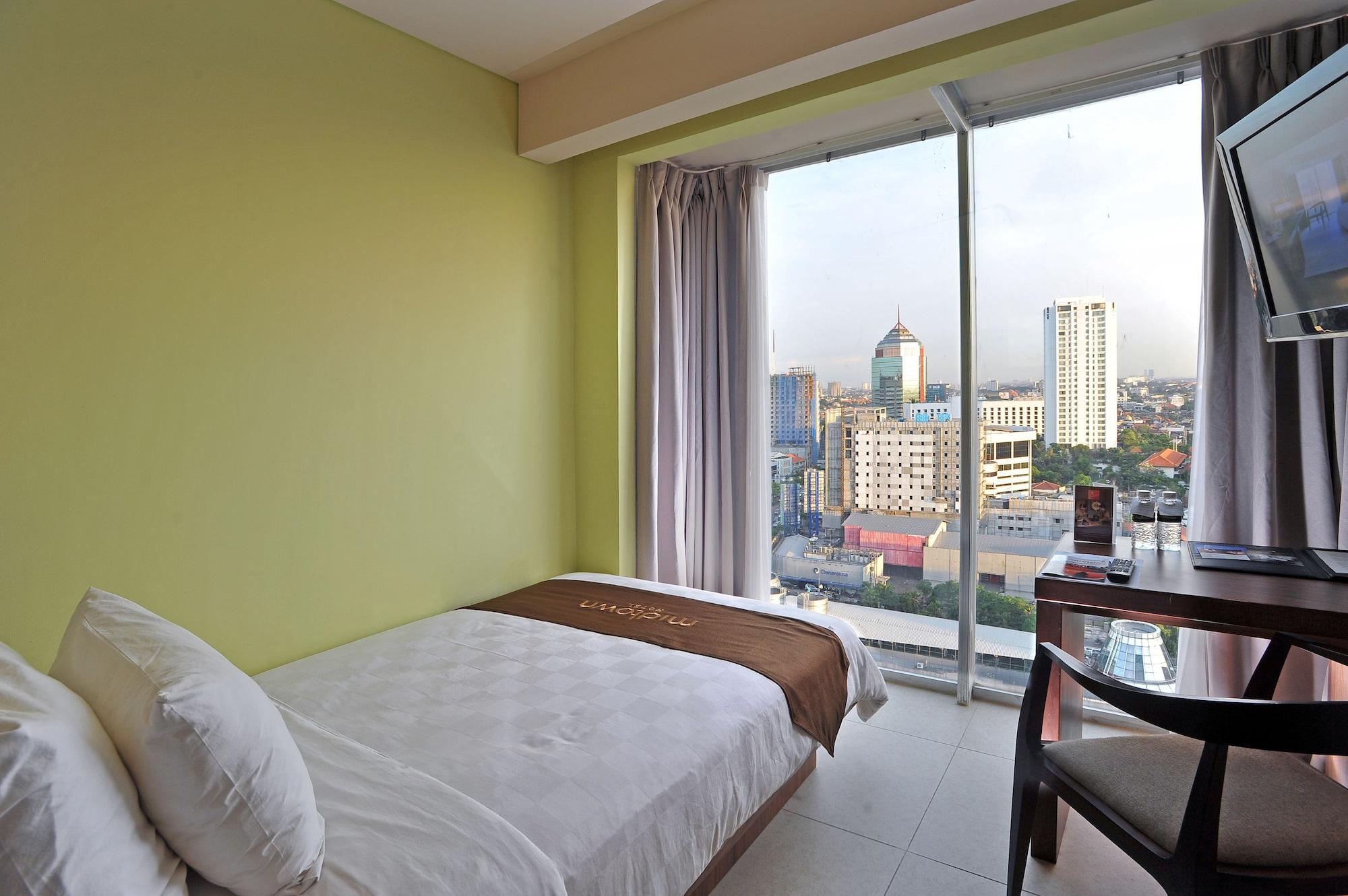 Midtown Hotel Surabaya Exterior foto